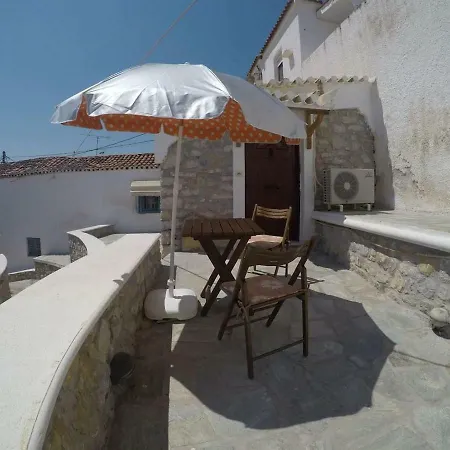 Studio In Argolis Affittacamere Ermioni